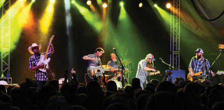 Turnpike Troubadours at Verizon Theatre at Grand Prairie