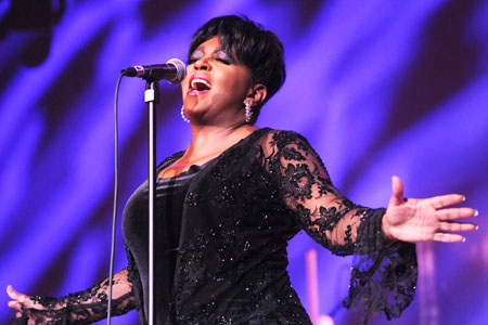 Anita Baker at Verizon Theatre at Grand Prairie