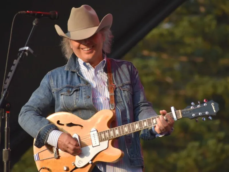 Dwight Yoakam tickets